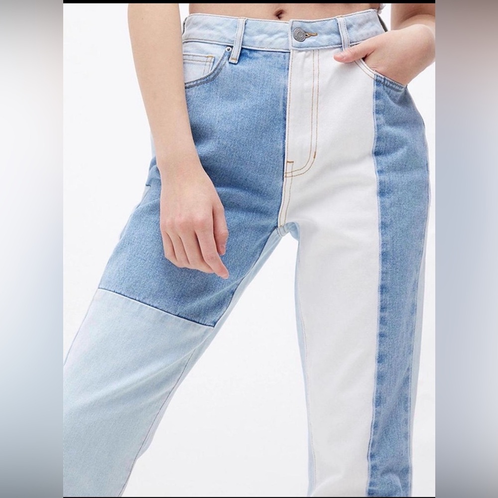 PacSun Eco Hopper patch mom jeans Tri tone blue white paneled design size 27